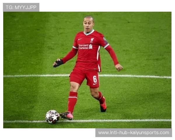 球星参加中场短传循环保镖训练，传球节奏稳定性大增