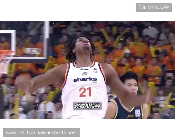 前NBA球员怀特塞德更新社媒晒照，定位显示已抵达上海，怀特塞德效力过的球队